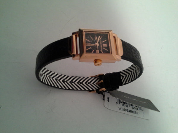 Vince Camuto Women display picture 1